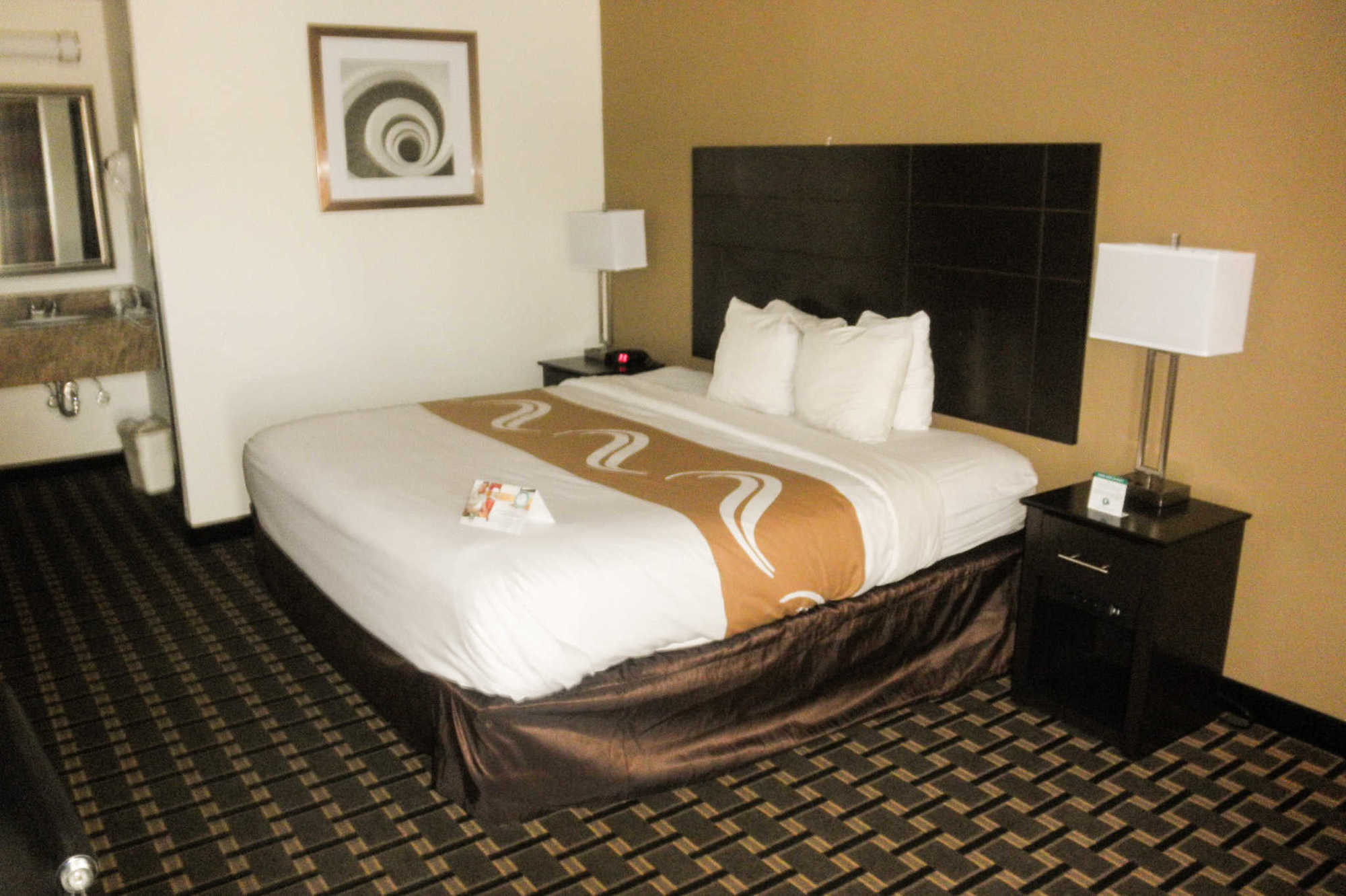 Quality Inn Tupelo Room photo