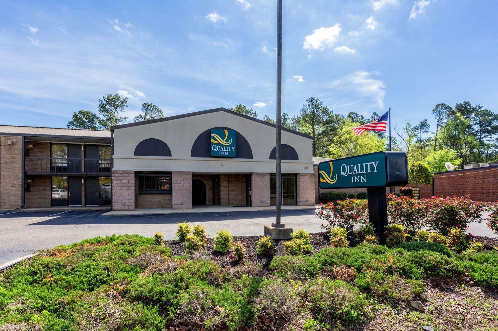 Quality Inn Tupelo Exterior photo
