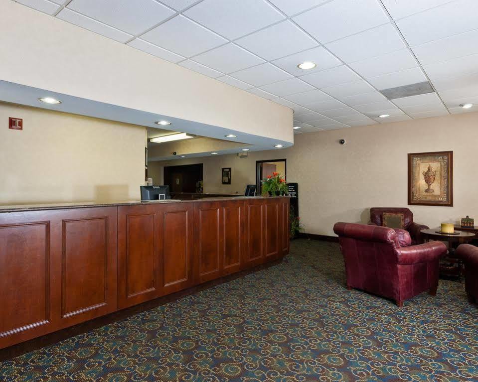 Quality Inn Tupelo Exterior photo