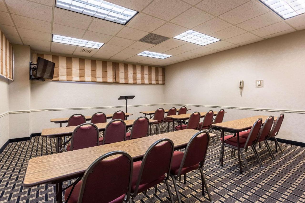 Quality Inn Tupelo Exterior photo