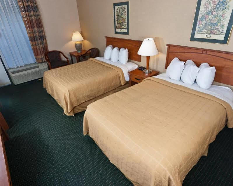 Quality Inn Tupelo Exterior photo