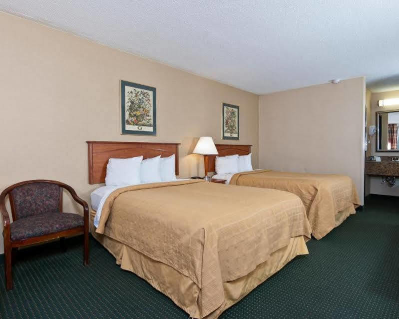 Quality Inn Tupelo Exterior photo