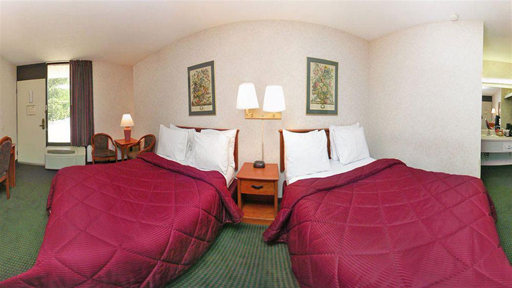 Quality Inn Tupelo Exterior photo